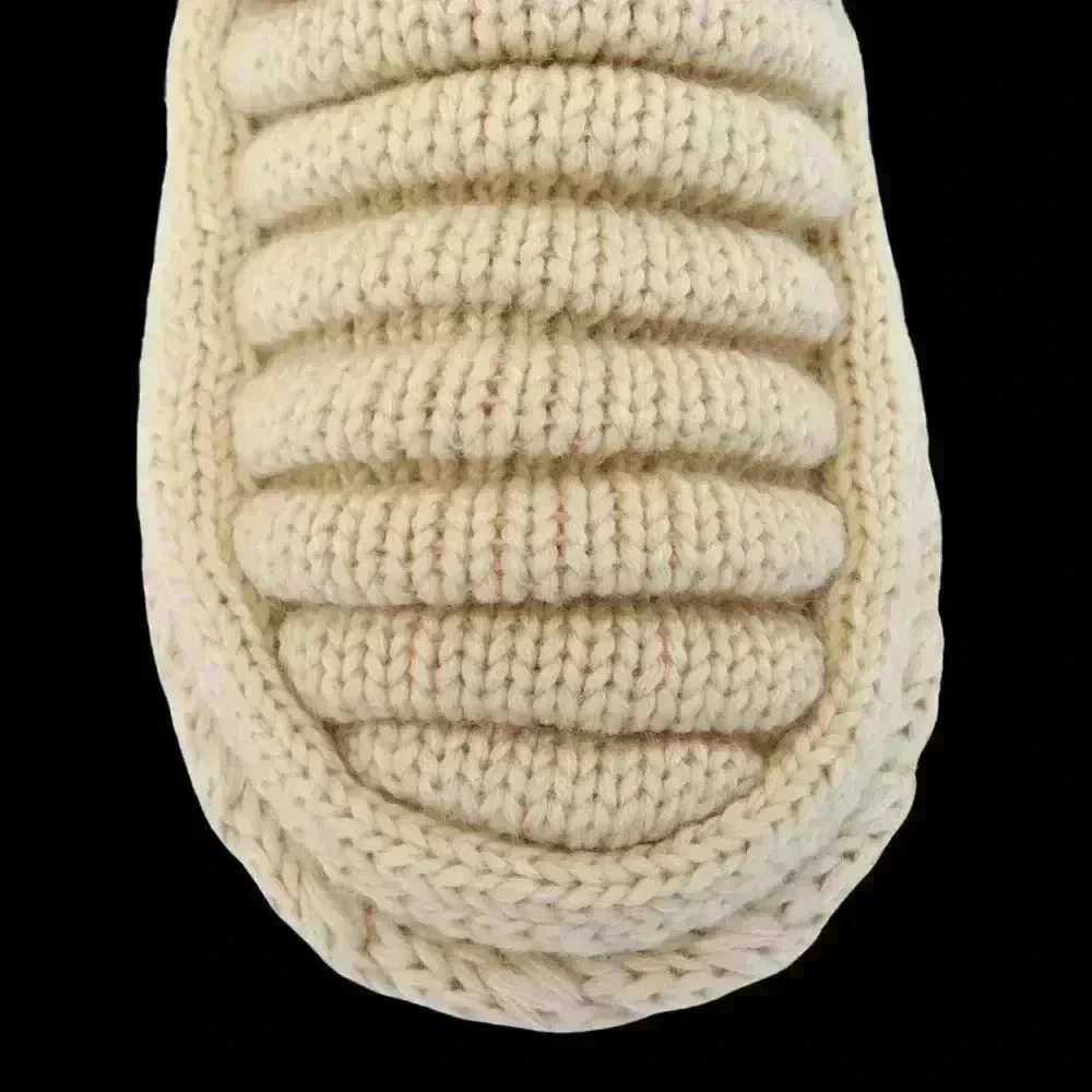 Size 9 Ugg Natural Beige Classic Mini Chunky Knit Boots - Picture 10 of 14